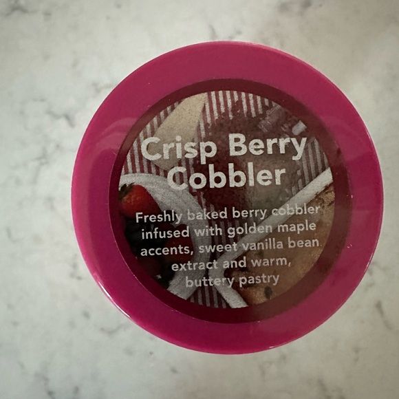 Pink Zebra Crisp Berry Cobbler Wax Melt Sprinkles - Picture 2 of 3